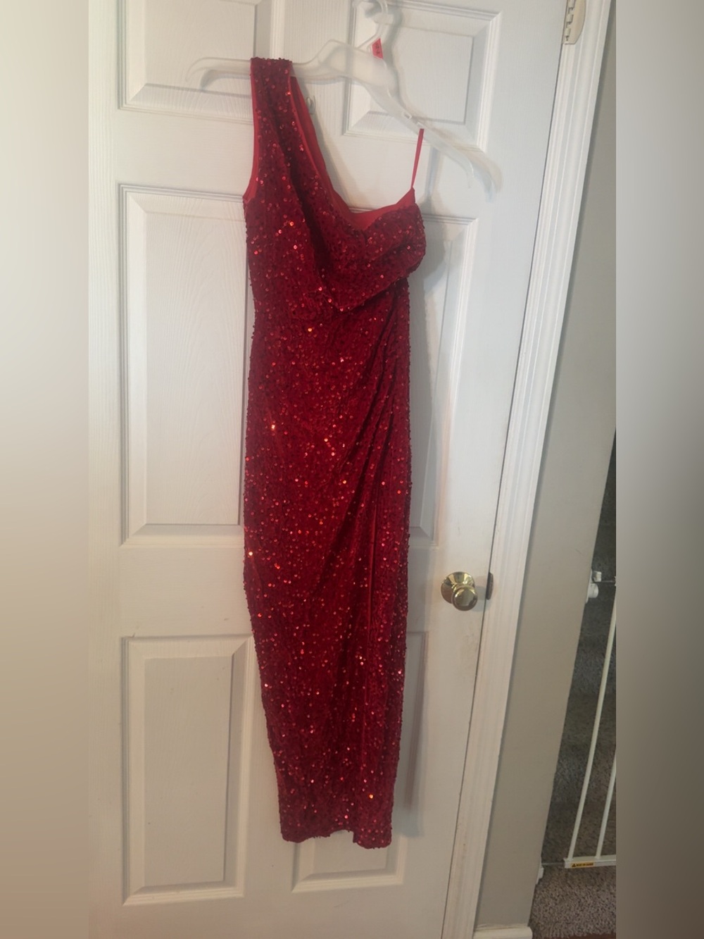 Red Sequin One-Shoulder Evening Dress